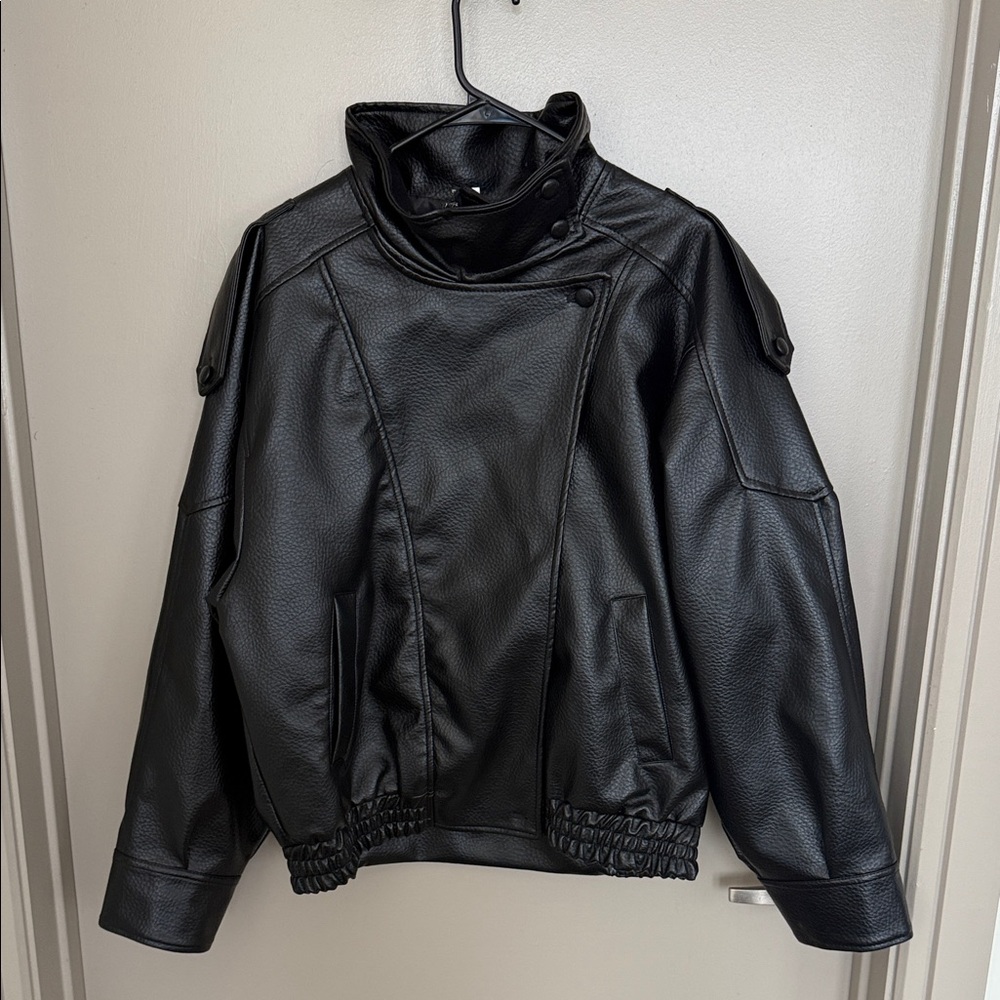 VIRAL Stylish Black Leather Jacket